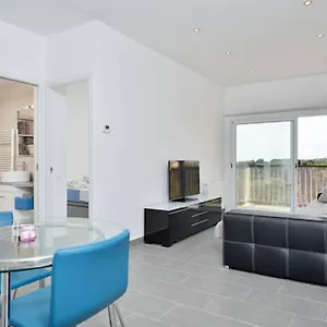  Appartement Cosy Well Situed With Sea View